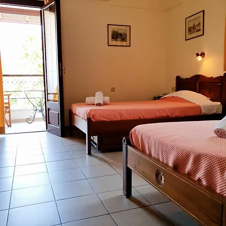 Hotell Pegasus & Coastal Cafe Kala Nera