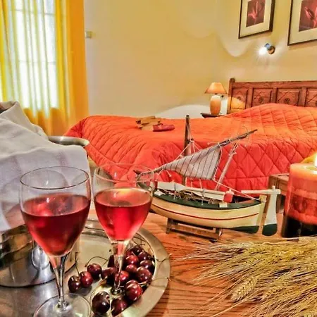 Pegasus & Coastal Cafe 2*