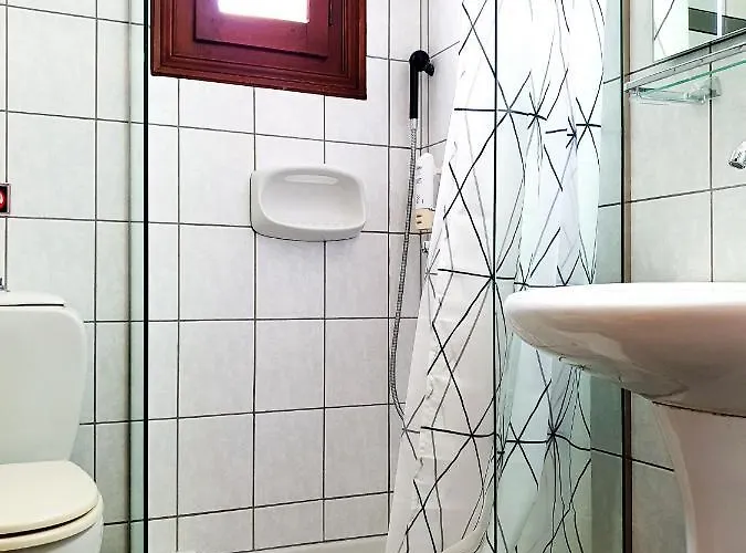 Pegasus & Coastal Cafe 2* Kala Nera